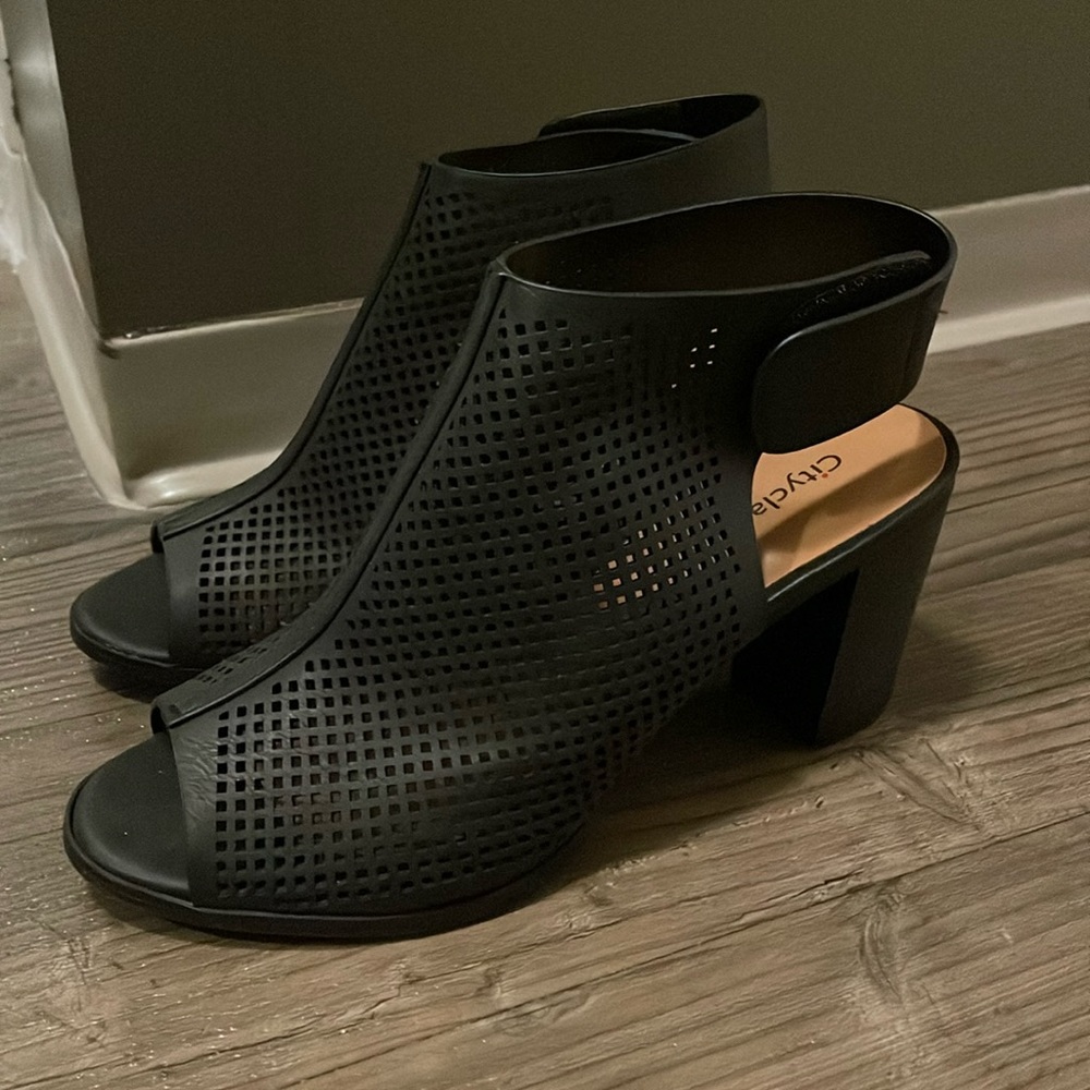 Black heel booties- like new!